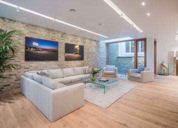 3 Bedrooms Mews house to rent in Bingham Place, London W1U