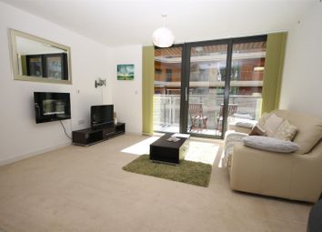 Thumbnail Flat to rent in Geoffrey Watling Way, Norwich