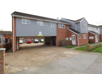Thumbnail Flat to rent in Sutton Court Drive, Rochford, Essex