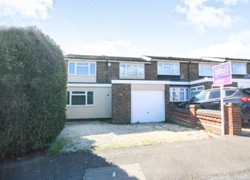 3 Bedrooms Terraced house for sale in Silvertown Avenue, Stanford-Le-Hope SS17