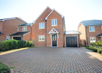 3 Bedrooms Detached house for sale in Grazeley Road, Three Mile Cross, Reading, Berkshire RG7