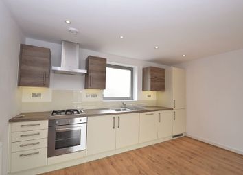 2 Bedrooms Flat to rent in Infinity Apartments, Chapel House Street E14