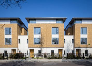 Thumbnail 5 bedroom detached house for sale in Ravenscourt Park, London