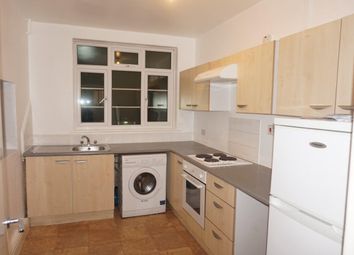 2 Bedrooms Flat to rent in Seymour Court, Whitehall Road, Chingford E4