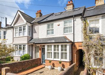 Thumbnail Terraced house for sale in Queens Road, Berkhamsted