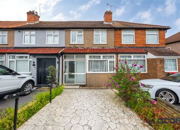 Thumbnail Terraced house for sale in Tenby Road, Edgware, Middx