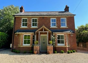 Thumbnail 5 bed detached house for sale in Wood Lane, Kidmore End