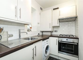 Thumbnail 2 bedroom flat to rent in De Beauvoir Court, Northchurch Road