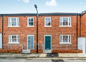 High Wycombe - End terrace house for sale           ...