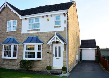 3 Bedrooms Semi-detached house for sale in Clarence Mews, Horsforth, Leeds LS18