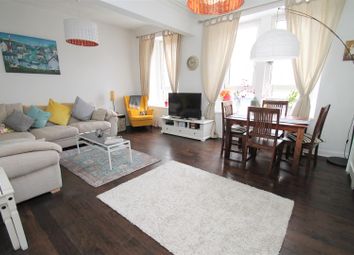 3 Bedroom Flat for sale