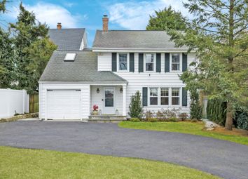 Thumbnail 4 bed property for sale in West Avenue In Darien, Darien, Connecticut, United States Of America