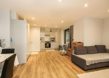 Thumbnail 2 bed flat to rent in Brent Street, London