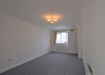 2 Bedrooms Terraced house to rent in Lacey Drive, Dagenham RM8