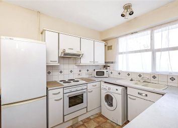 4 Bedrooms Flat to rent in Campbell House, Churchill Gardens, London SW1V