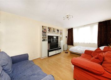 3 Bedrooms Flat to rent in Brenthouse Road, Hackney, London E9