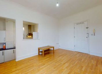 Thumbnail 1 bed flat to rent in Westwell Road, Streatham Common