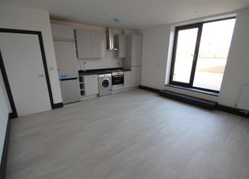 Thumbnail Flat to rent in Molesey Road, West Molesey