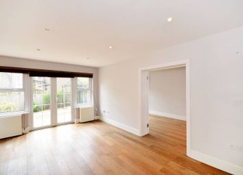 4 Bedrooms  to rent in Market Place, East Finchley N2