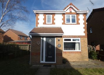 3 Bedrooms Detached house for sale in Shelldrake Drive, Middleton, Leeds LS10