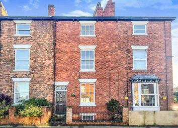 Thumbnail Town house for sale in Victoria Street, Newark