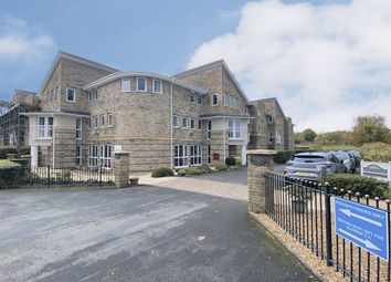 Thumbnail Flat for sale in North Road, Glossop
