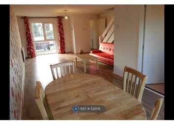 3 Bedroom Semi-detached house for rent