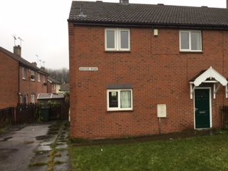 3 Bedroom End terrace house for rent