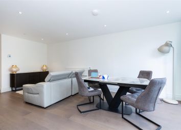 Thumbnail Flat to rent in Queenshurst Square, Kingston Upon Thames