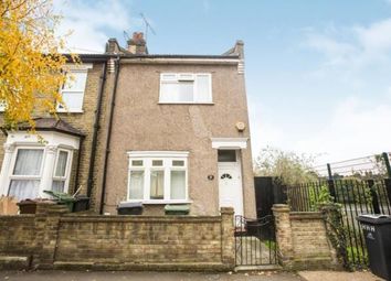 3 Bedrooms End terrace house for sale in Hecham Close, London E17