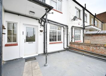 Thumbnail Flat to rent in Burwood Close, Tolworth, Surbiton