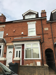 6 Bedroom Town house for rent