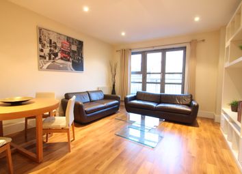 3 Bedrooms Flat to rent in Guildhouse Street, London SW1V