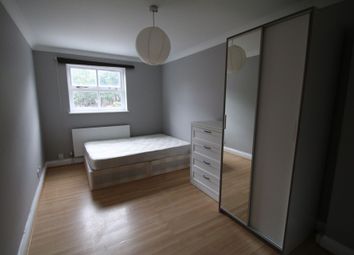 Thumbnail Room to rent in Hallywell Cresent, Beckton