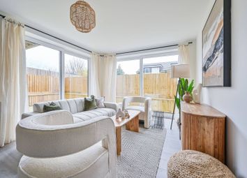 Thumbnail Flat to rent in Purley Knoll, Purley