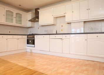 2 Bedrooms Flat to rent in 36-40 Copperfield Road, Mile End, London E3