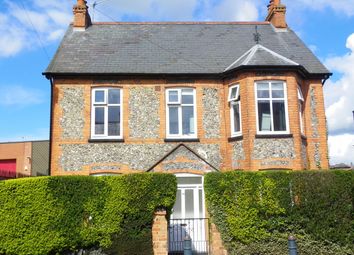 Thumbnail Flat to rent in Greys Road, Henley-On-Thames