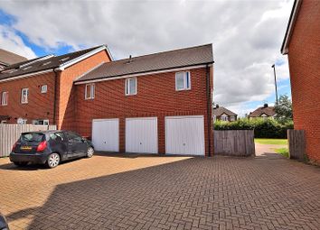 Thumbnail 1 bed maisonette for sale in Vauxhall Way, Dunstable, Beds