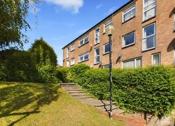 Thumbnail Flat for sale in Friars Wood, Pixton Way, Croydon