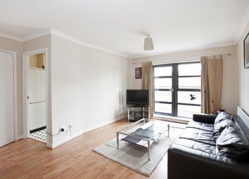 2 Bedrooms Flat to rent in Backchurch Lane, Aldgate, London E1
