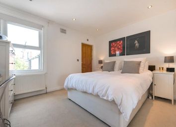 2 Bedrooms Terraced house to rent in Rucklidge Avenue, London NW10