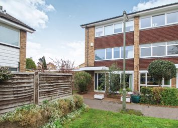 4 Bedrooms  for sale in Bedster Gardens, West Molesey KT8