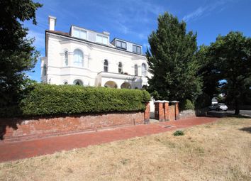 Thumbnail Studio to rent in Farncombe Road, Worthing