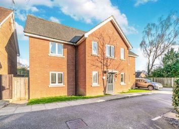 2 Bedrooms Flat for sale in The Glade, Storrington, Pulbrorough, West Sussex RH20