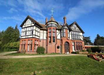 Thumbnail Flat for sale in Bucklebury Place, Upper Woolhampton, Reading