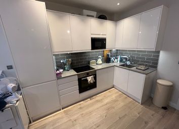 Thumbnail 1 bed flat to rent in St James House, Clivemont Road, Maidenhead