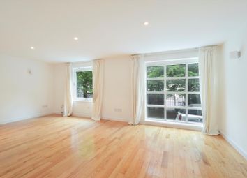 Thumbnail Flat to rent in Angel Point, City Road, London