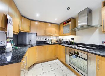 1 bed property to rent in Millharbour, South Quay, London E14