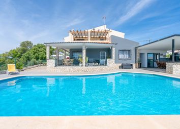 Thumbnail Villa for sale in Quarteira, Algarve, Portugal