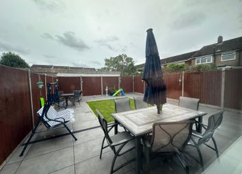 Thumbnail Semi-detached house to rent in Pennine Way, Hayes